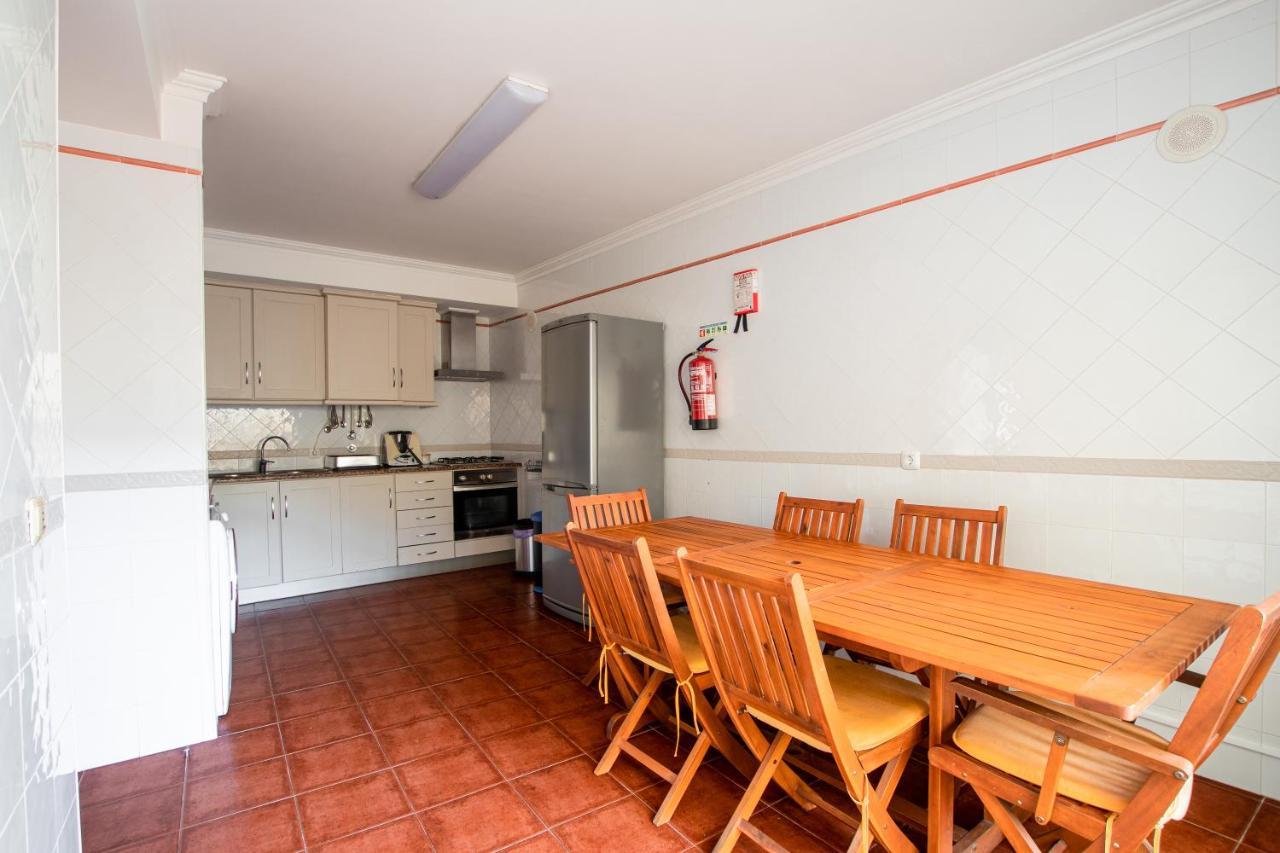 Villa 6Pax Baby Friendly Near Dino Park&Beaches Sao Bartolomeu dos Galegos e Moledo Екстер'єр фото