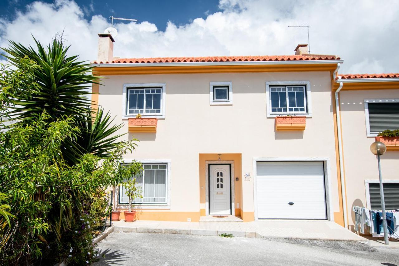 Villa 6Pax Baby Friendly Near Dino Park&Beaches Sao Bartolomeu dos Galegos e Moledo Екстер'єр фото