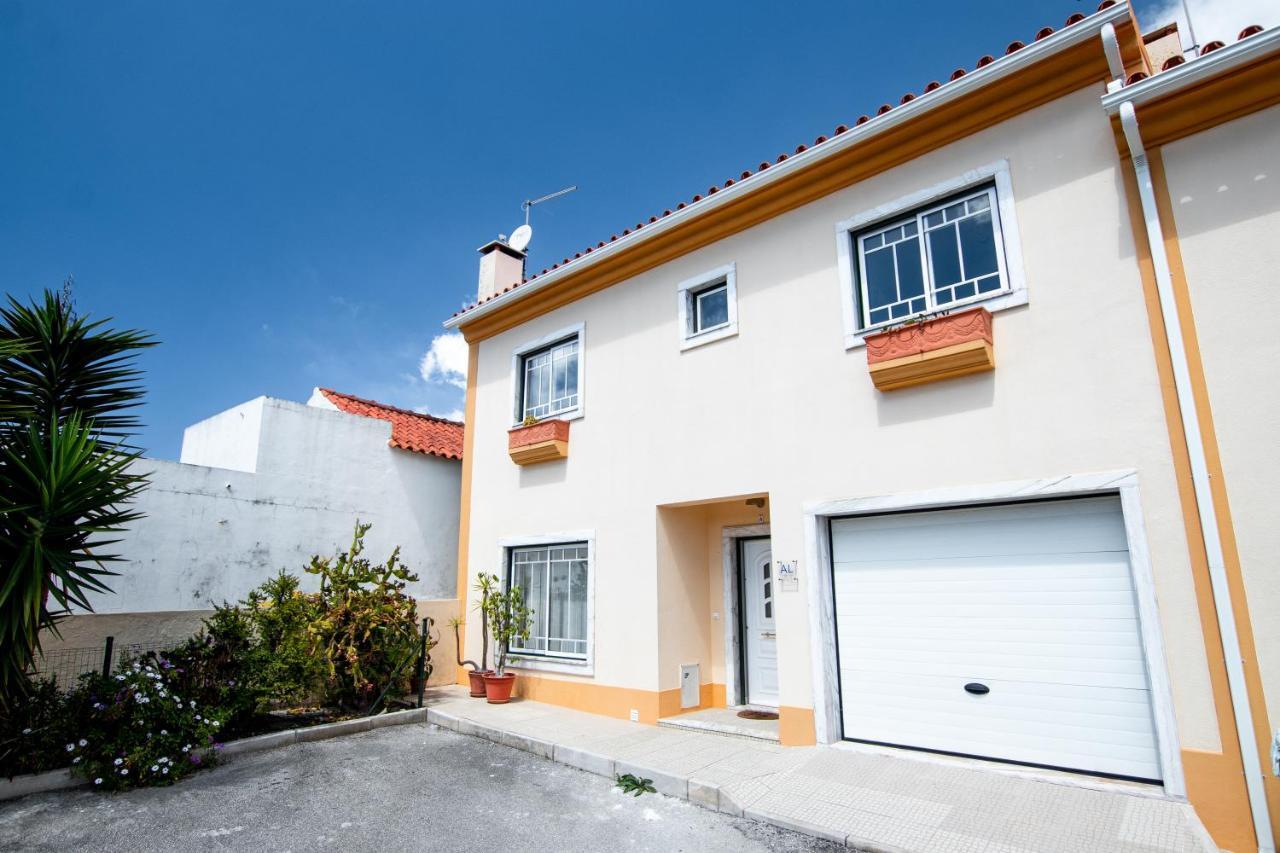 Villa 6Pax Baby Friendly Near Dino Park&Beaches Sao Bartolomeu dos Galegos e Moledo Екстер'єр фото